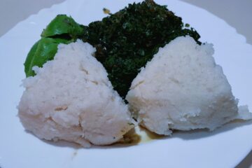 How to make Kenyan Ugali (cornmeal)