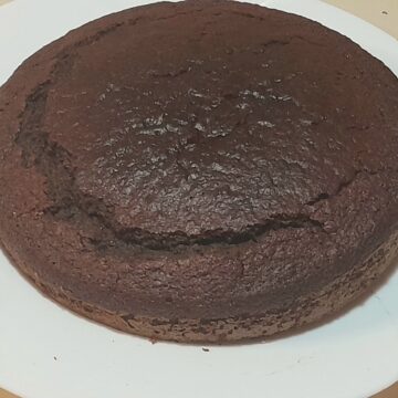 Eggless red wine chocolate cake