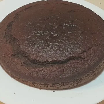 Eggless red wine chocolate cake