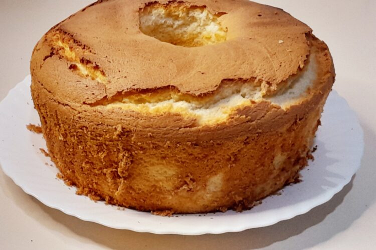 Lemon chiffon cake