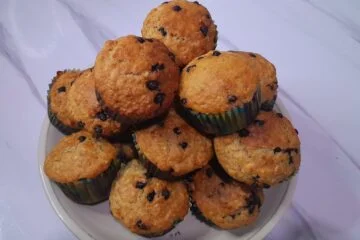 Chocolate oatmeal muffins