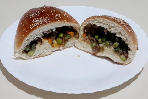 Minced beef buns