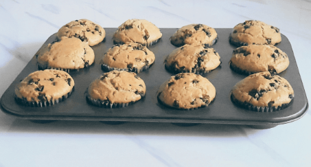 Vegan chocolate chips muffins